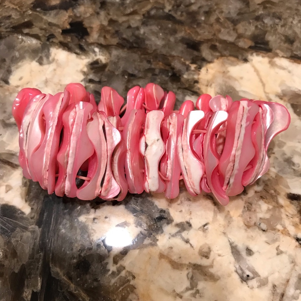 🎉3 For $20🎉NWOT Pink & White Glass Bracelet